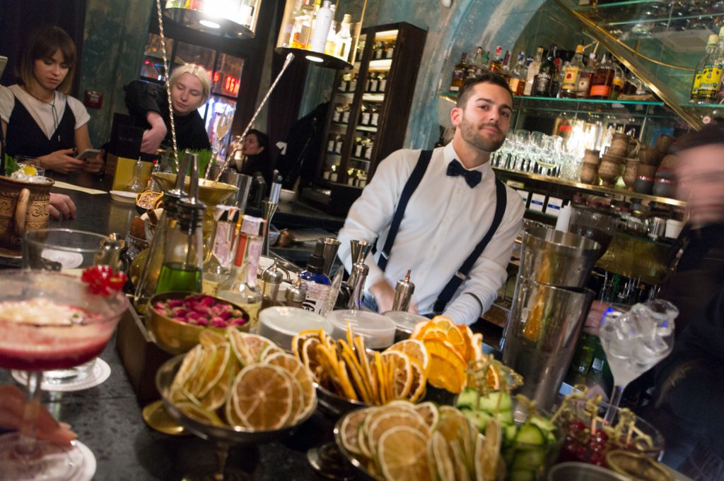 бармен из Барселоны в Одессе